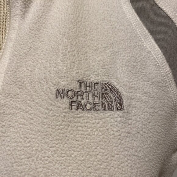 The North Face Flight Series Womens White/Gray 1/2 Zip Pullover Small - Picture 3 of 15